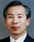 학원인, (전직)신문기자인 이수만의 대표 이미지