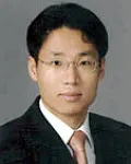 변호사인 이무섭의 대표 이미지