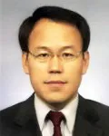 공무원인 윤한홍의 대표 이미지