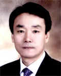 공무원인 김용하의 대표 이미지