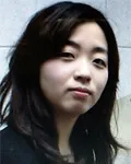 가수인 살룬 유난의 대표 이미지