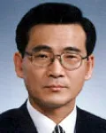 (전직)정무직공무원, (전직)행정공무원인 정택현의 대표 이미지