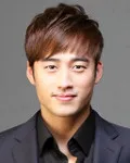 탤런트인 정성윤의 대표 이미지