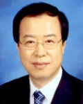 국영기업인, (전직)행정공무원인 최홍철의 대표 이미지