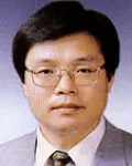 변호사, 대학교수인 이현재의 대표 이미지