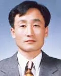 대학교수인 이준대의 대표 이미지