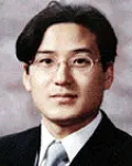 대학교수인 홍종일의 대표 이미지