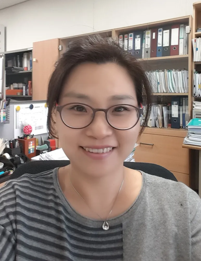대학교수인 김양희의 대표 이미지