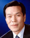 (전직)국영기업인, (전직)정당인인 강기룡의 대표 이미지