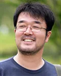 시인인 이영광의 대표 이미지