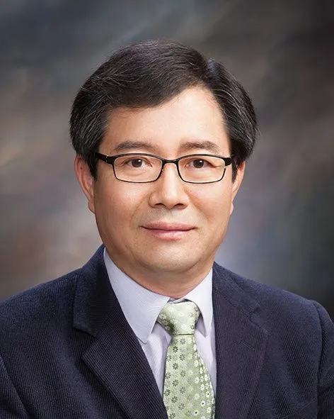 대학교수인 조용구의 대표 이미지
