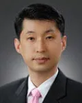 대학교수인 정명근의 대표 이미지