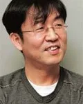 평론가인 허문영의 대표 이미지