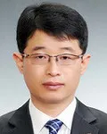 자동차정비원, 대학교수인 최경선의 대표 이미지