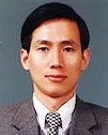 변호사, (전직)판사인 송개동의 대표 이미지