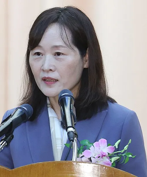판사인 정정미의 대표 이미지