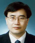 판사인 김기정의 대표 이미지