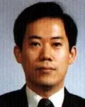 검사인 김석우의 대표 이미지