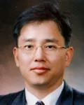 변호사, (전직)판사인 김종필의 대표 이미지