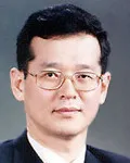 기업인, (전직)교육공무원인 변창률의 대표 이미지