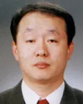 대학교수인 김용준의 대표 이미지