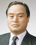 변호사, (전직)국회의원인 강신옥의 대표 이미지