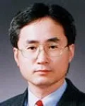 대학교수, (전직)연구기관단체인인 이현재의 대표 이미지