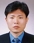 변호사인 신익철의 대표 이미지