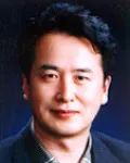 광고인인 홍영욱의 대표 이미지