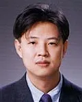 변호사인 신철민의 대표 이미지