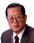 국영기업인, (전직)국회의원, (전직)신문기자인 김길홍의 대표 이미지