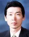 (전직)은행인인 강신철의 대표 이미지