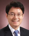 입법공무원인 김수흥의 대표 이미지