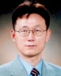 대학교수인 손태영의 대표 이미지