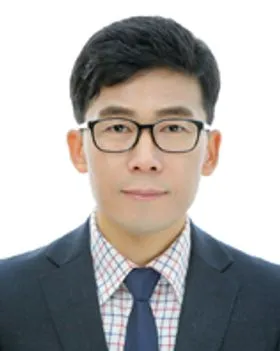 대학교수인 공하성의 대표 이미지