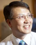 의사인 신학철의 대표 이미지