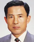변호사, (전직)검사인 김창홍의 대표 이미지