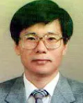 대학교수인 이근영의 대표 이미지