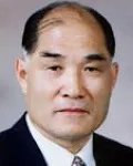 연구기관단체인, (전직)대학교수인 김희욱의 대표 이미지
