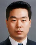 변호사, (전직)판사인 김호진의 대표 이미지