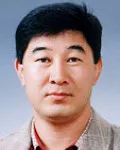신문기자인 최창민의 대표 이미지