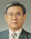 변호사, (전직)판사인 민수명의 대표 이미지