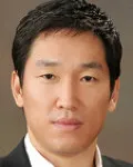 통신인인 하정우의 대표 이미지