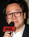 영화감독인 송정우의 대표 이미지