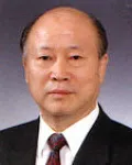 (전직)대학총장, (전직)정무직공무원인 박윤흔의 대표 이미지