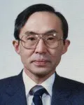 대학교수, (전직)의사인 박항배의 대표 이미지