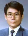(전직)한의사, (전직)대학교수인 박호식의 대표 이미지