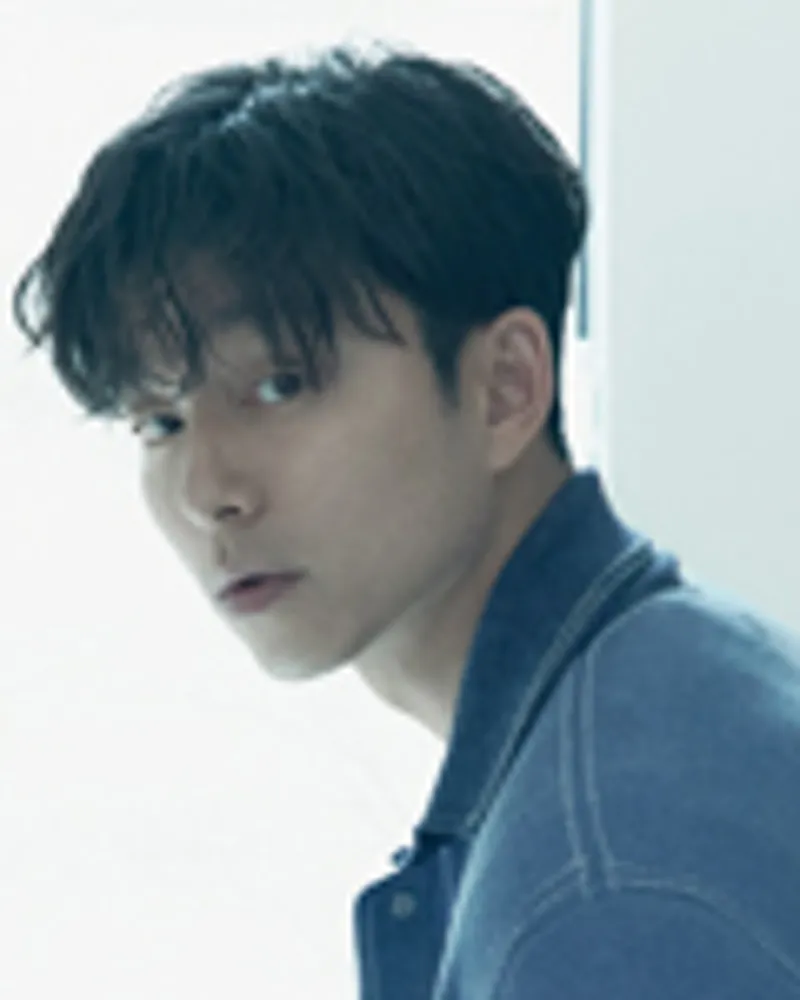 탤런트, 영화배우인 공유 (공지철)의 대표 이미지