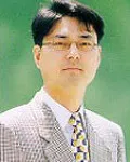 대학교수인 김민용의 대표 이미지