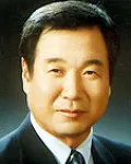 대학교수, (전직)관리공단인, (전직)대학총장인 신방웅의 대표 이미지